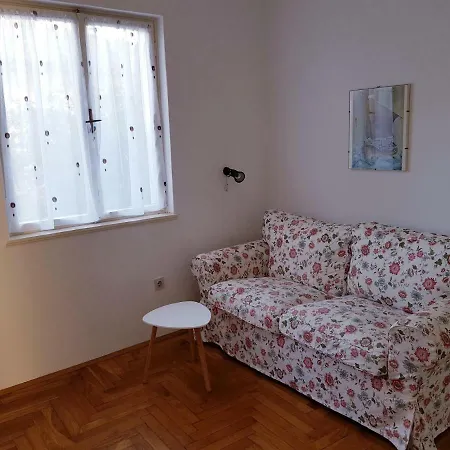 Mare Beachfront Cozy Sea View Pula
