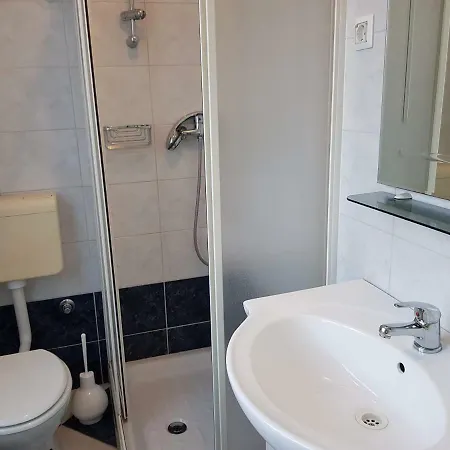 Mare Beachfront Cozy Sea View Apartament *