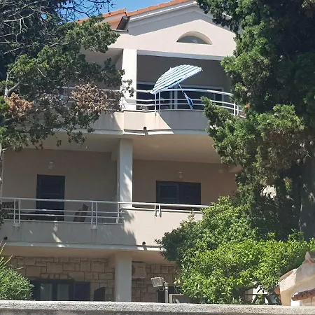 Mare Azzurro Apartments *