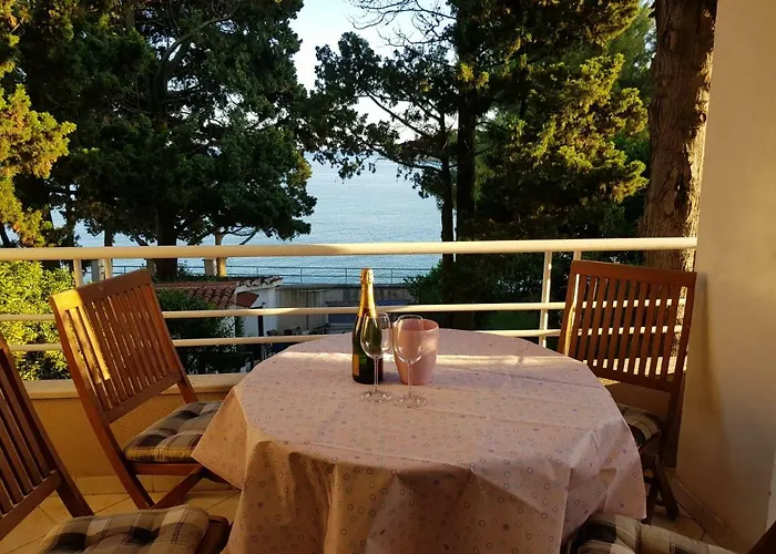 Mare Azzurro Apartments *